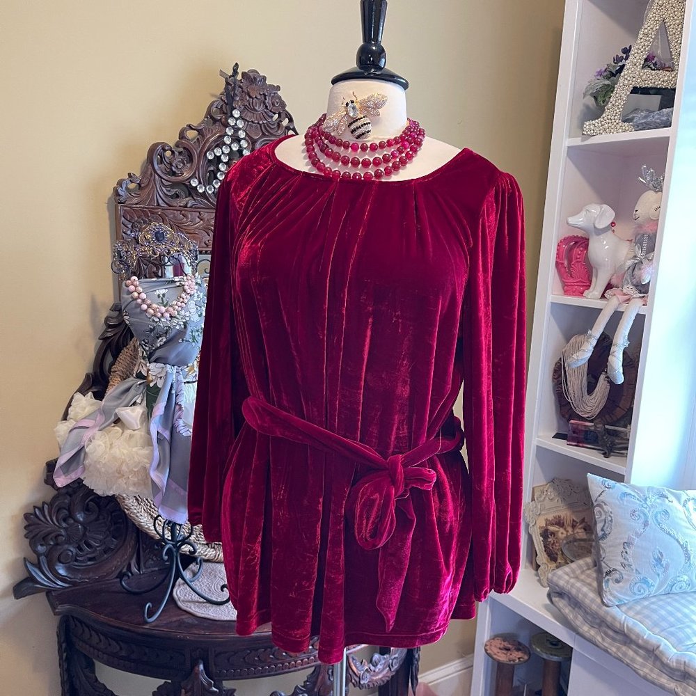WD.NY EUC 1X Dark Red Velvet Top tunic with Self Belt